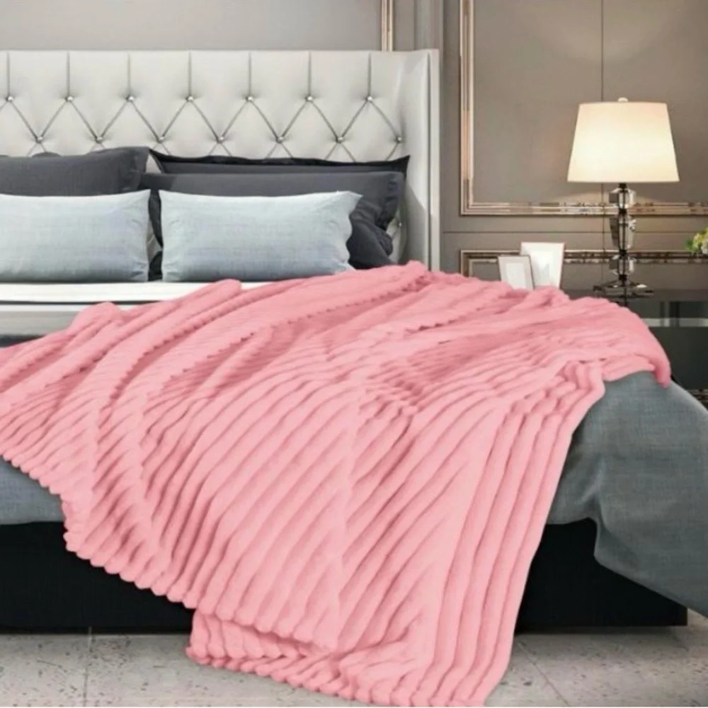 Elegant Tan Ribbed Premium Throw Blanket